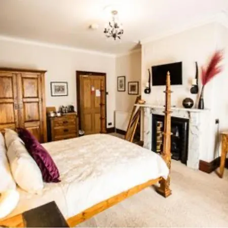 Abbotsleigh Of 4*