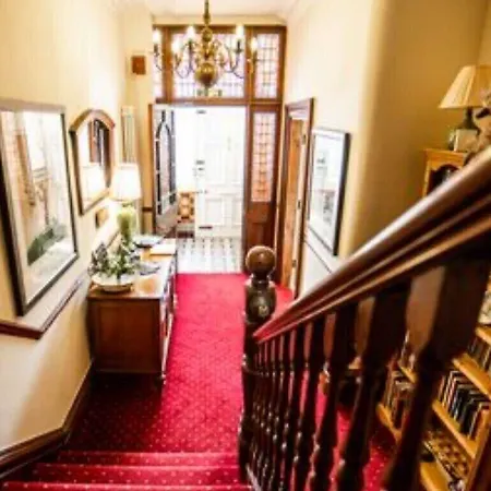 惠特比阿博特斯雷旅馆 惠特比