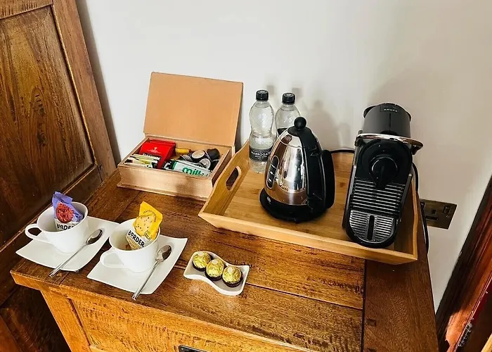 惠特比阿博特斯雷旅馆 住宿加早餐酒店